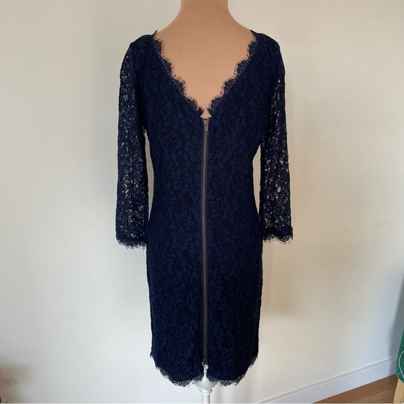 Diane Von Furstenberg Zarita Midnight Navy Blue Stretch Lace Shift Dress NWT 8 - Picture 7 of 12